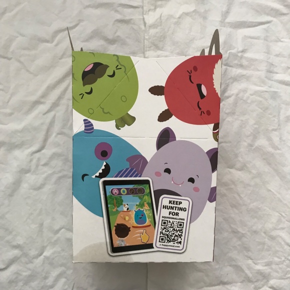 2025 McDonald's Original Squishmallows Happy Meal Box - Picture 2 of 6